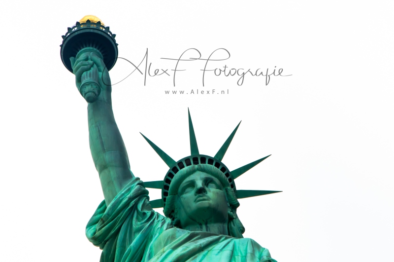 Achtergrond_Met_Logo-6
